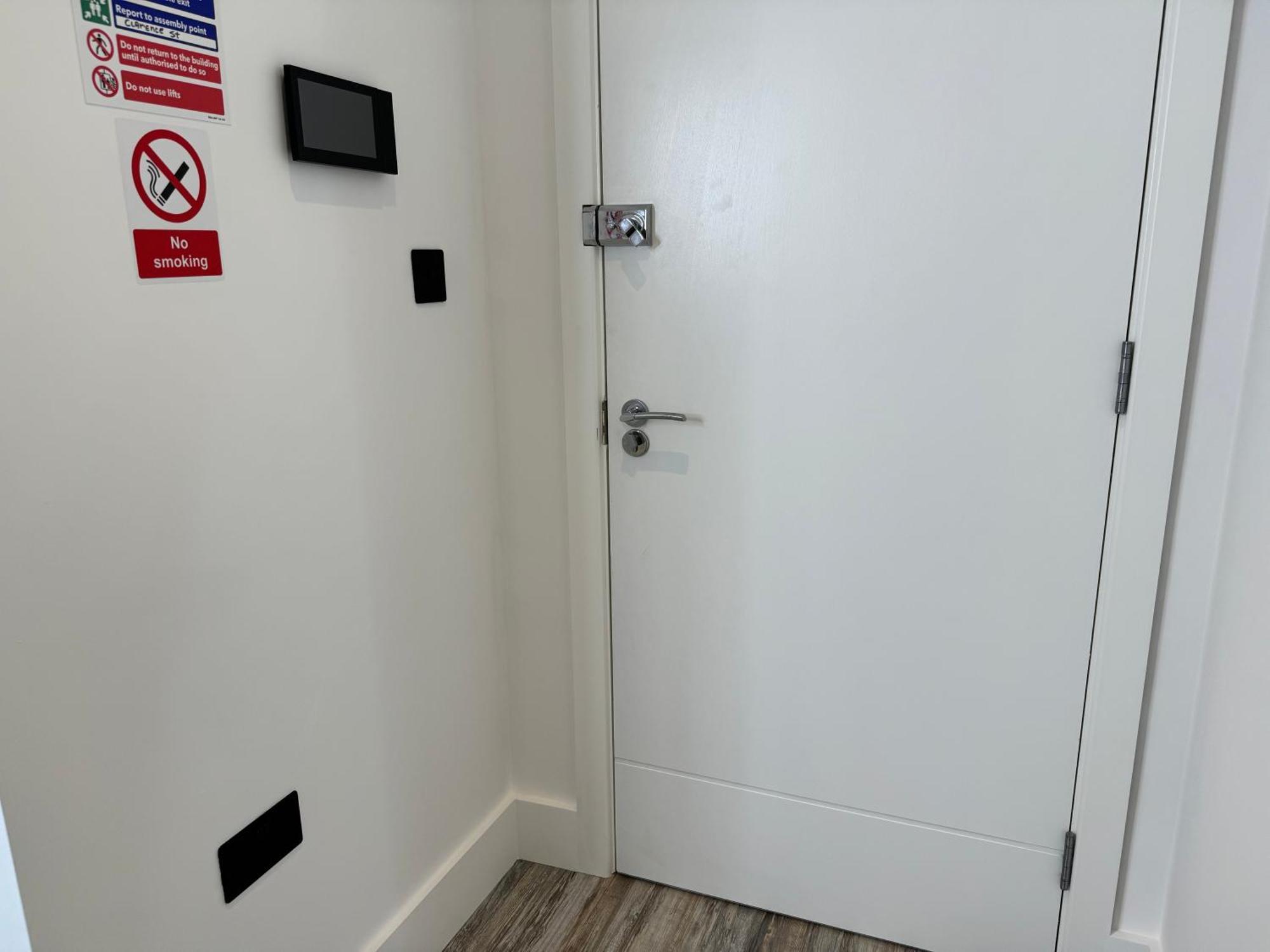 Modern One-Bedroom Apartment Swindon Kültér fotó