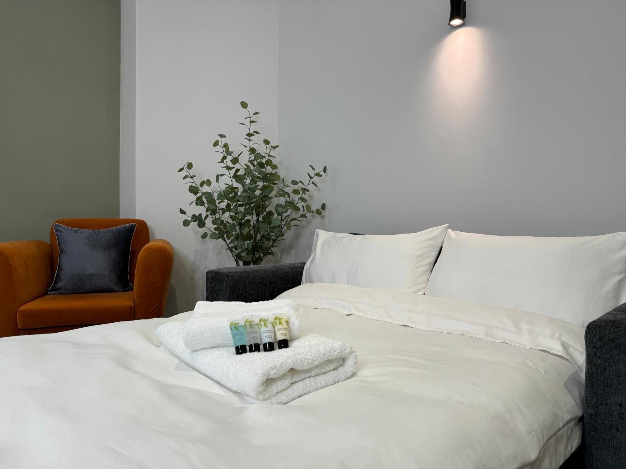 Modern One-Bedroom Apartment Swindon Kültér fotó